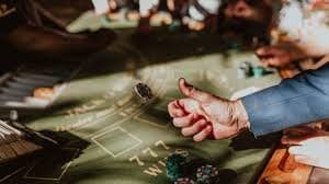 Chat dealer dan pemain
